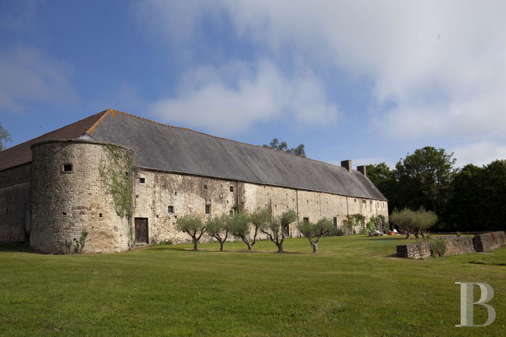 Dans le Cotentin, au sud de Valognes, un château traversé par les siècles - photo  n°3